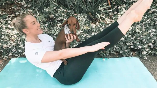 PatchPets app has free outdoor Pilates classes with your dog